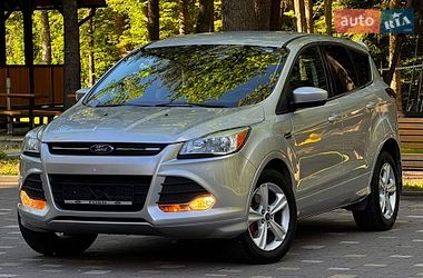 Позашляховик / Кросовер Ford Escape 2015 в Дрогобичі