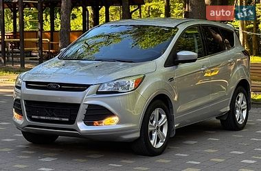 Позашляховик / Кросовер Ford Escape 2015 в Дрогобичі