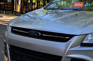 Позашляховик / Кросовер Ford Escape 2015 в Дрогобичі
