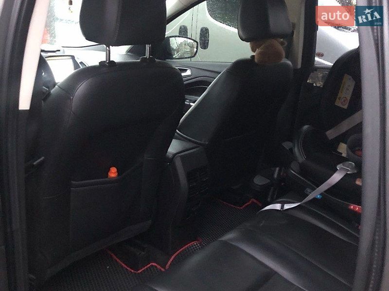 Позашляховик / Кросовер Ford Escape 2013 в Києві
