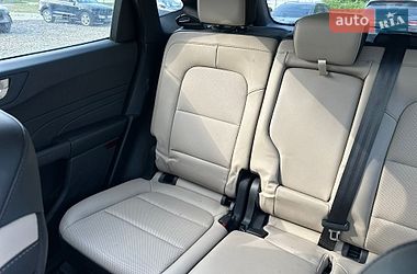 Внедорожник / Кроссовер Ford Escape 2021 в Львове