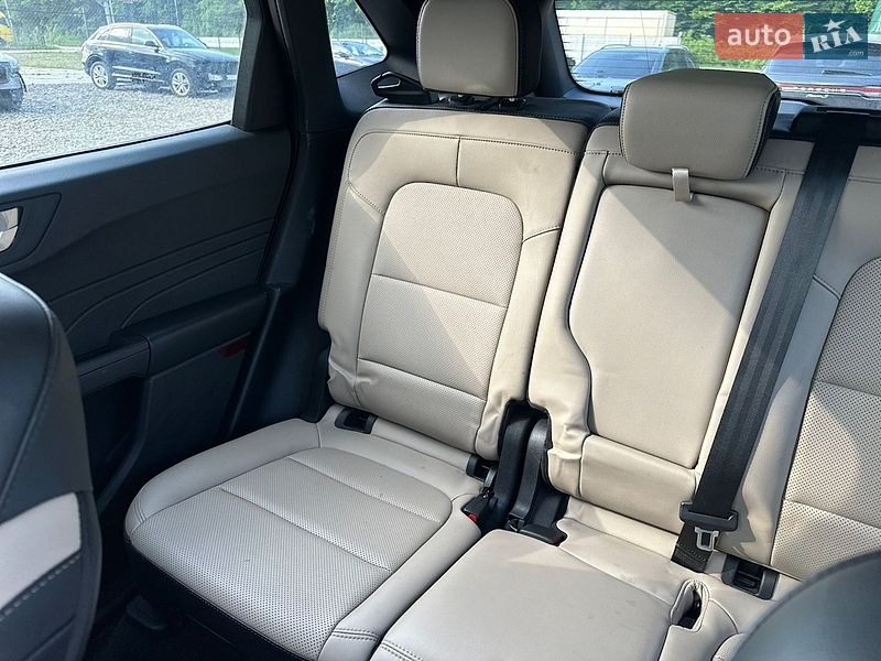 Внедорожник / Кроссовер Ford Escape 2021 в Львове