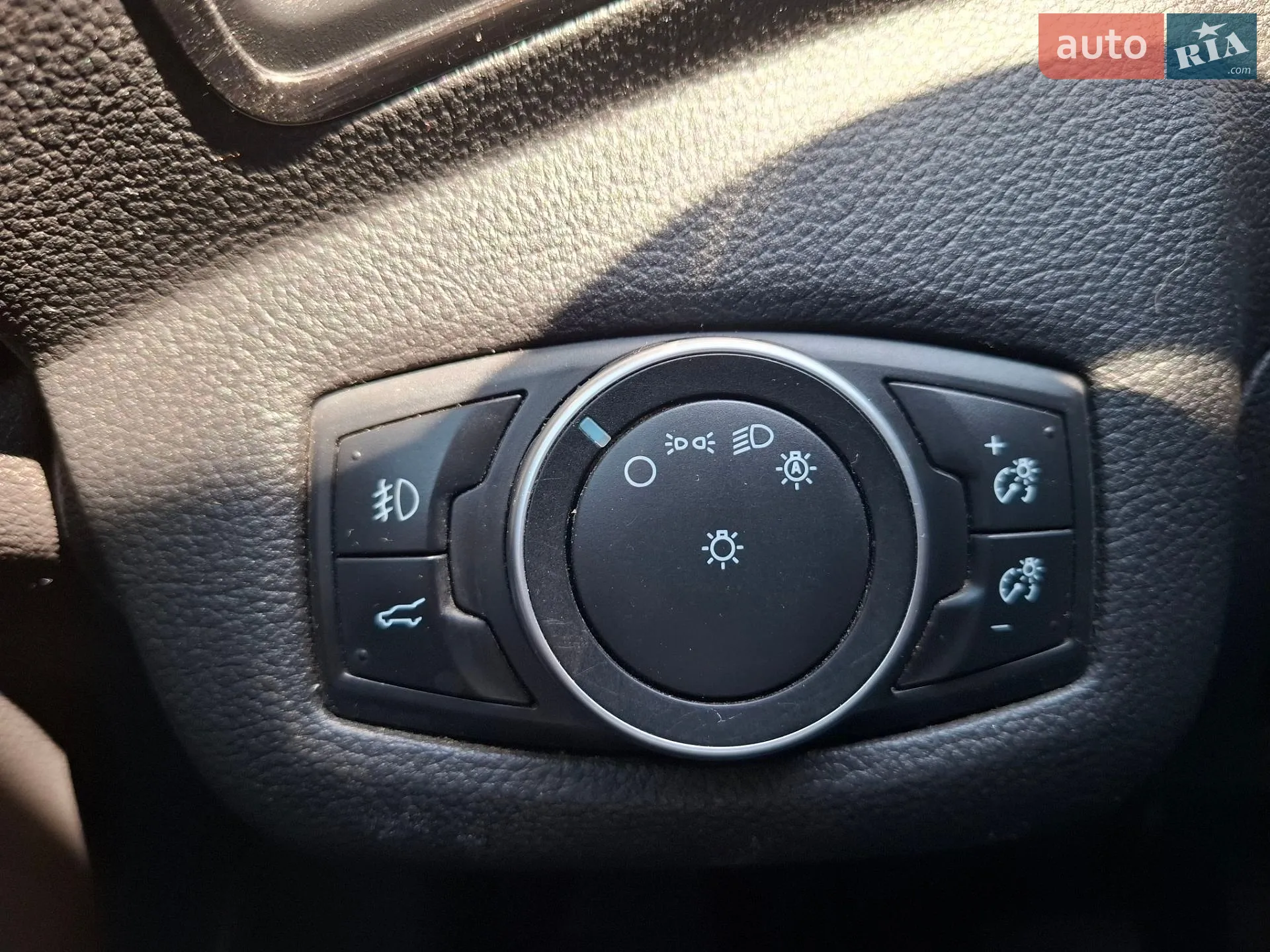 2017 Ford Escape - мініатюра 11