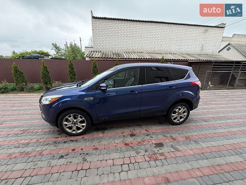 Внедорожник / Кроссовер Ford Escape 2013 в Черкассах