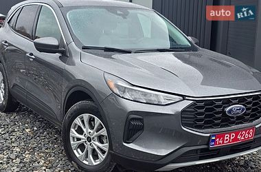 Позашляховик / Кросовер Ford Escape 2023 в Львові