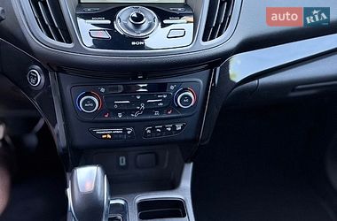 Внедорожник / Кроссовер Ford Escape 2019 в Сумах