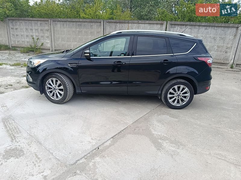 Позашляховик / Кросовер Ford Escape 2016 в Львові
