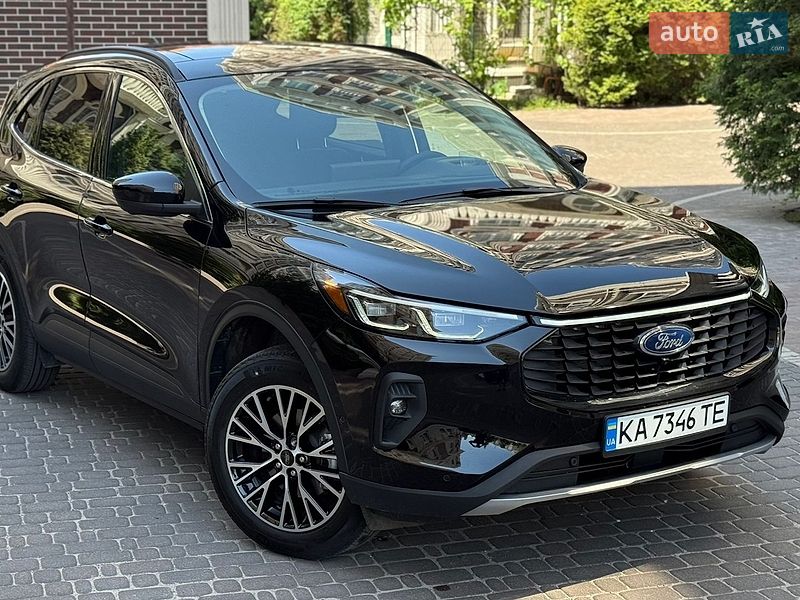 Внедорожник / Кроссовер Ford Escape 2024 в Киеве