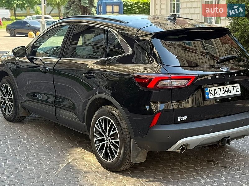 Внедорожник / Кроссовер Ford Escape 2024 в Киеве