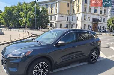 Позашляховик / Кросовер Ford Escape 2015 в Броварах