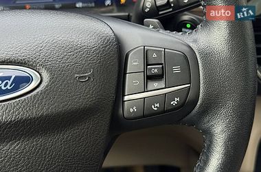 Позашляховик / Кросовер Ford Escape 2020 в Рівному