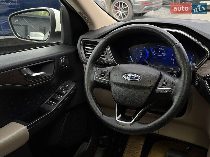 Позашляховик / Кросовер Ford Escape 2020 в Рівному