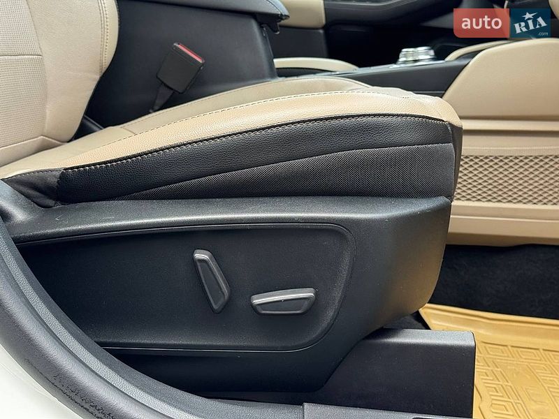 Позашляховик / Кросовер Ford Escape 2020 в Рівному