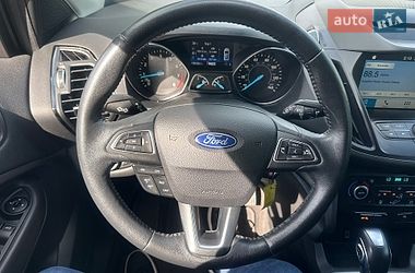 Внедорожник / Кроссовер Ford Escape 2018 в Одессе