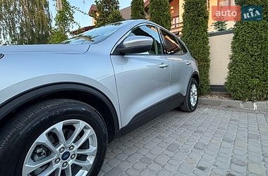 Позашляховик / Кросовер Ford Escape 2020 в Львові