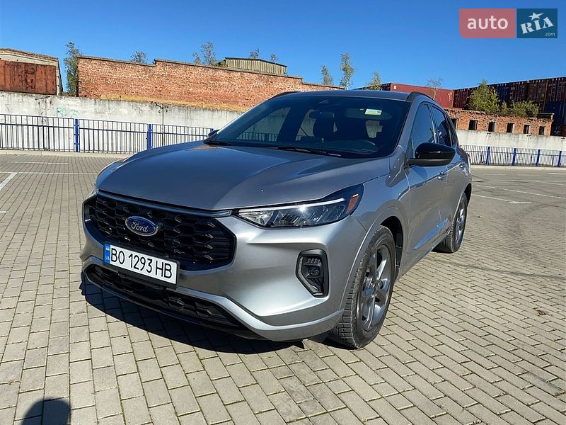 Позашляховик / Кросовер Ford Escape 2023 в Тернополі