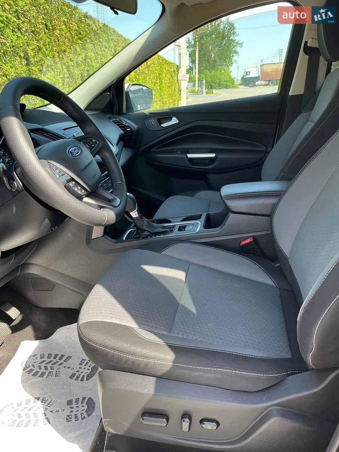 2017 Ford Escape - мініатюра 18