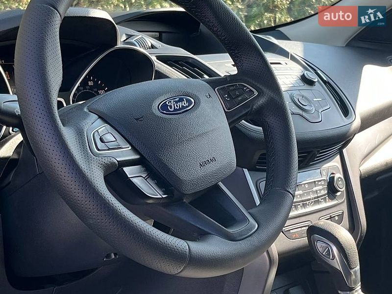 Позашляховик / Кросовер Ford Escape 2018 в Львові