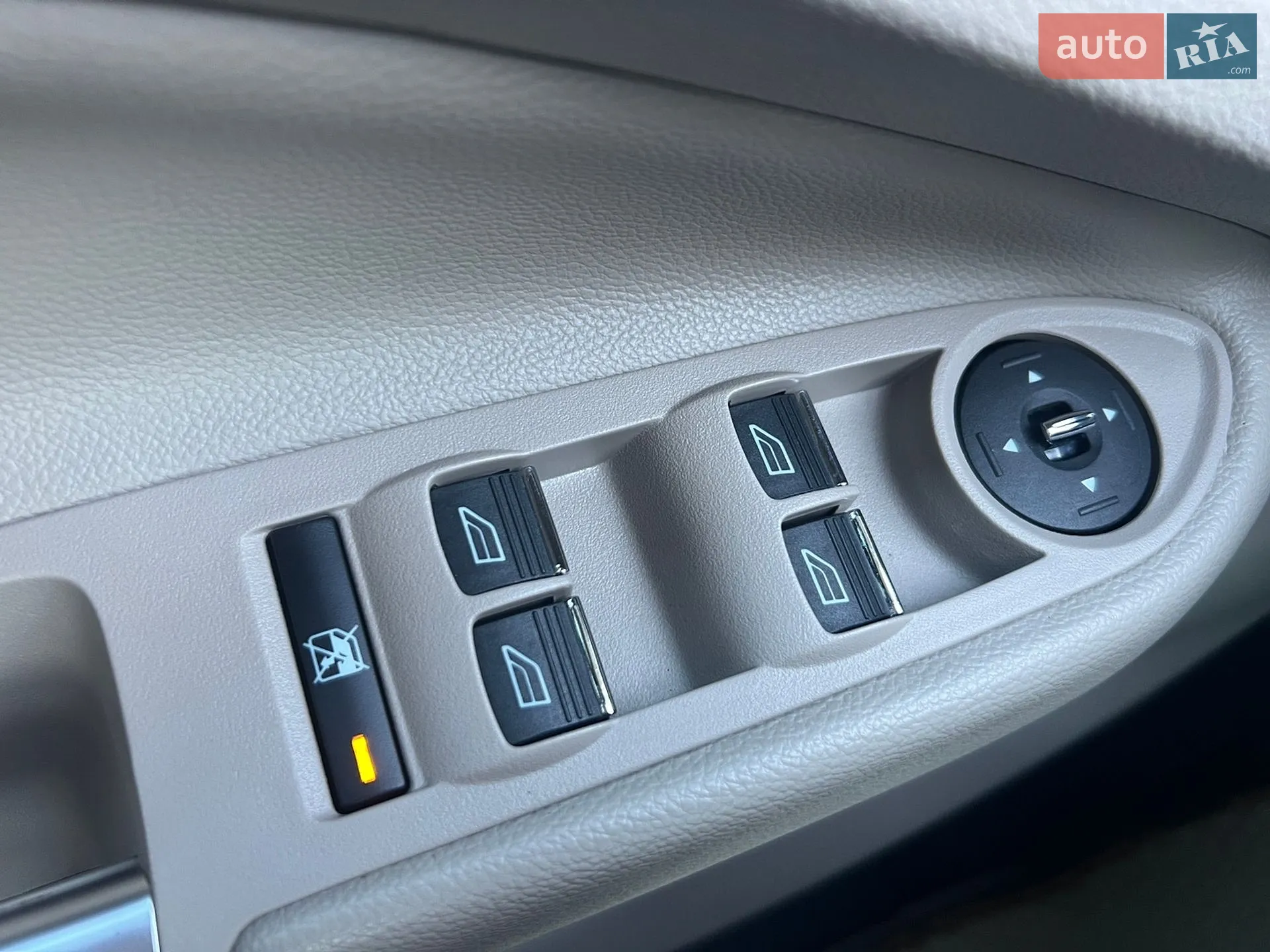 2014 Ford Escape - мініатюра 28