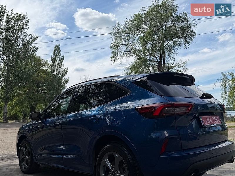 Позашляховик / Кросовер Ford Escape 2023 в Запоріжжі