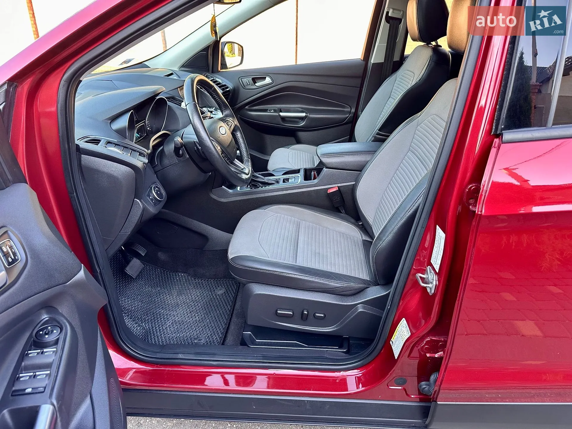 2017 Ford Escape - мініатюра 24