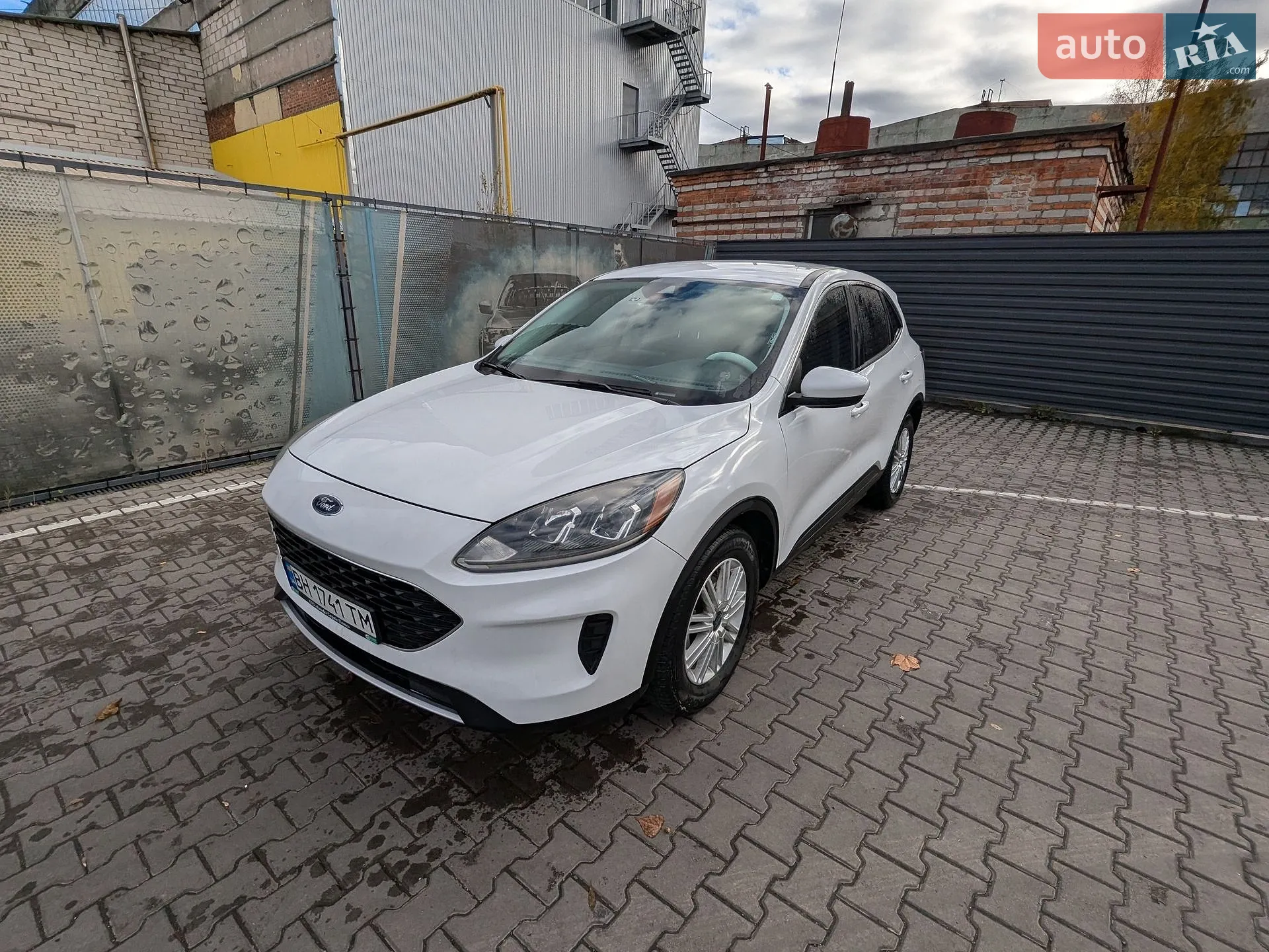 2021 Ford Escape - мініатюра 2