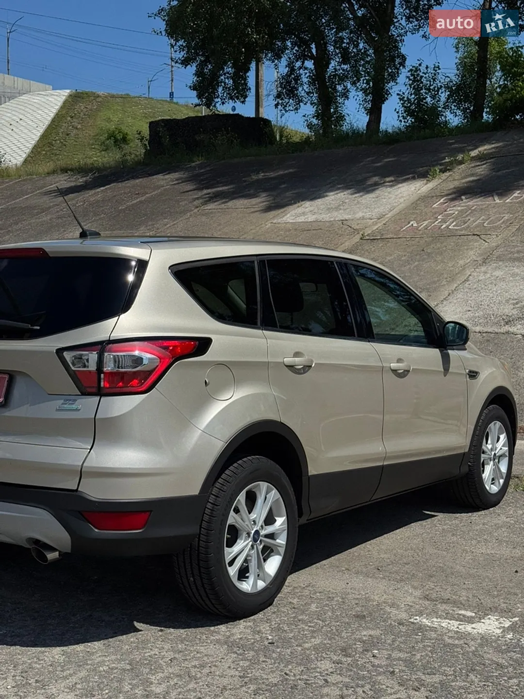 2017 Ford Escape - мініатюра 11