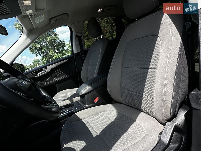 Позашляховик / Кросовер Ford Escape 2021 в Білогородці
