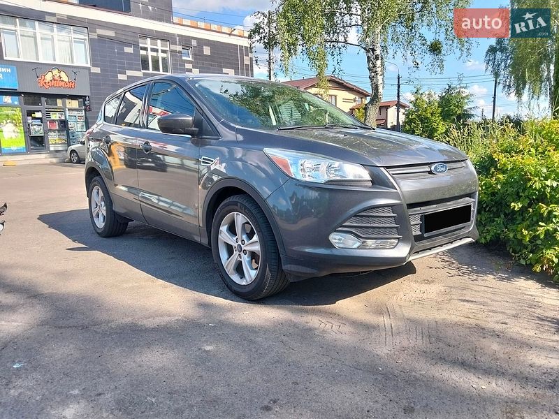 Внедорожник / Кроссовер Ford Escape 2015 в Житомире