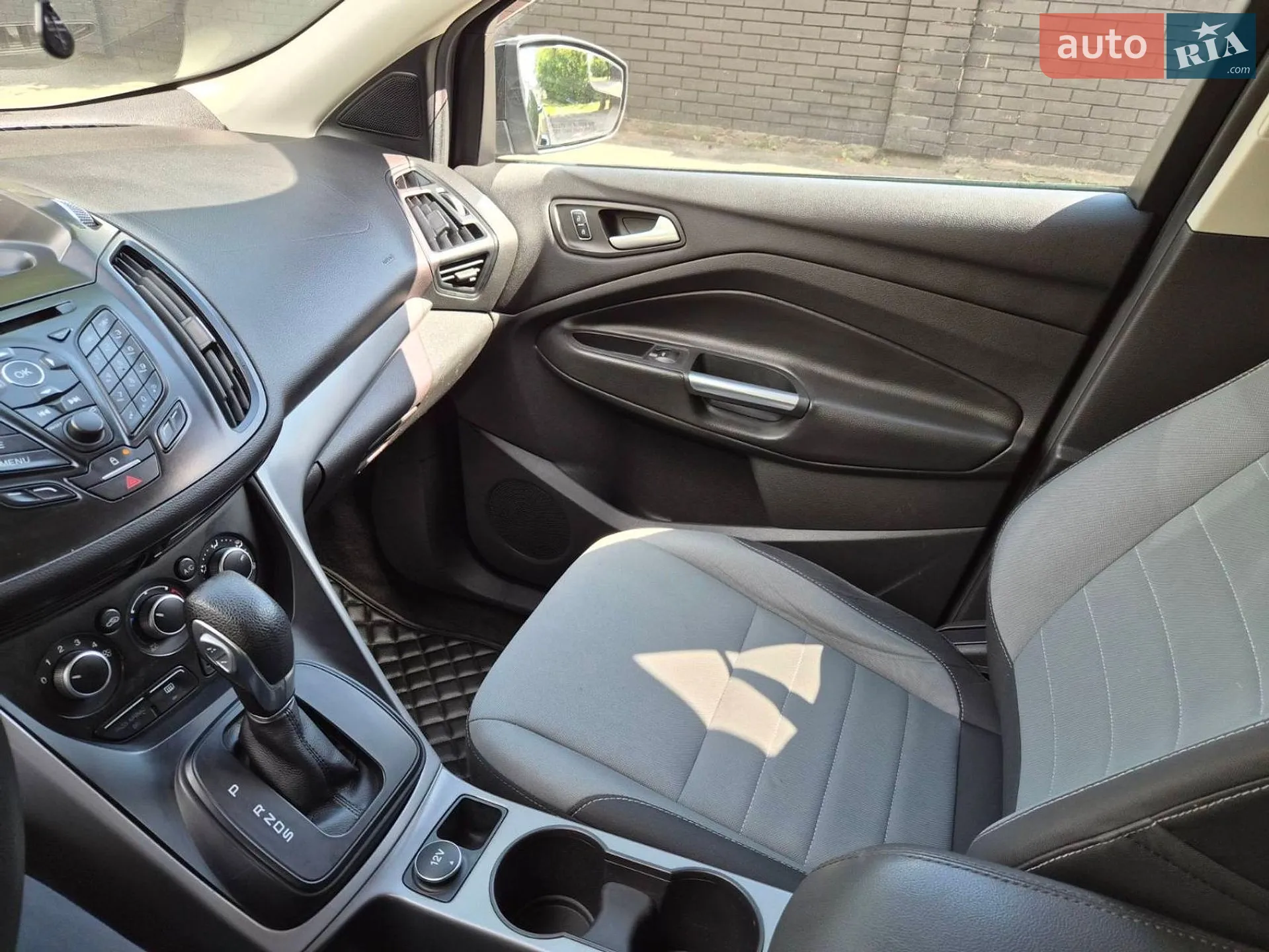 2015 Ford Escape - мініатюра 18
