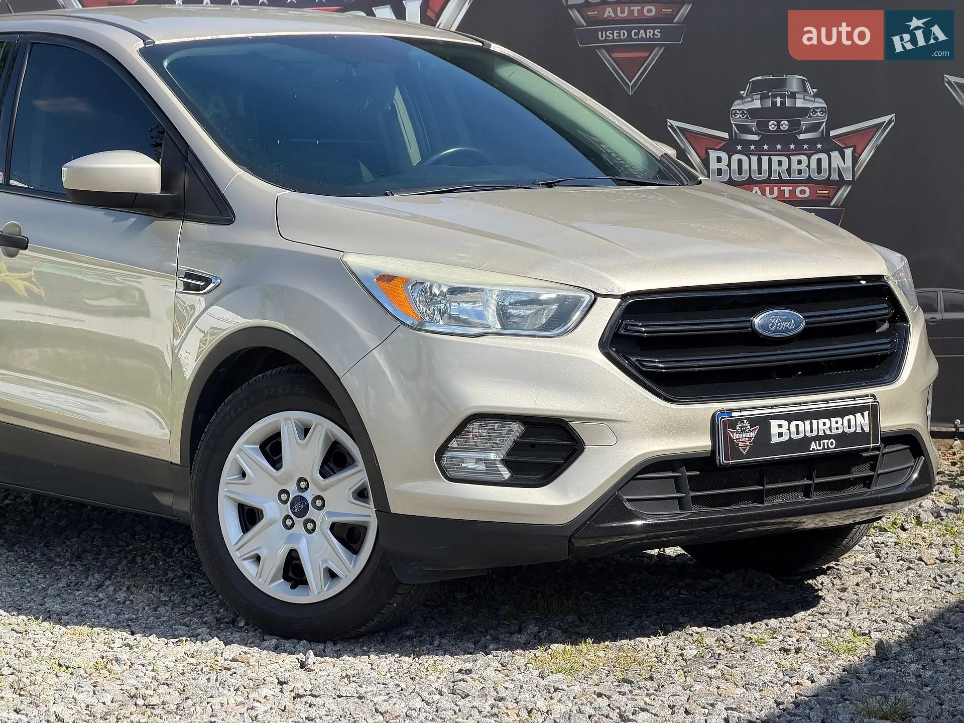 2017 Ford Escape - мініатюра 2