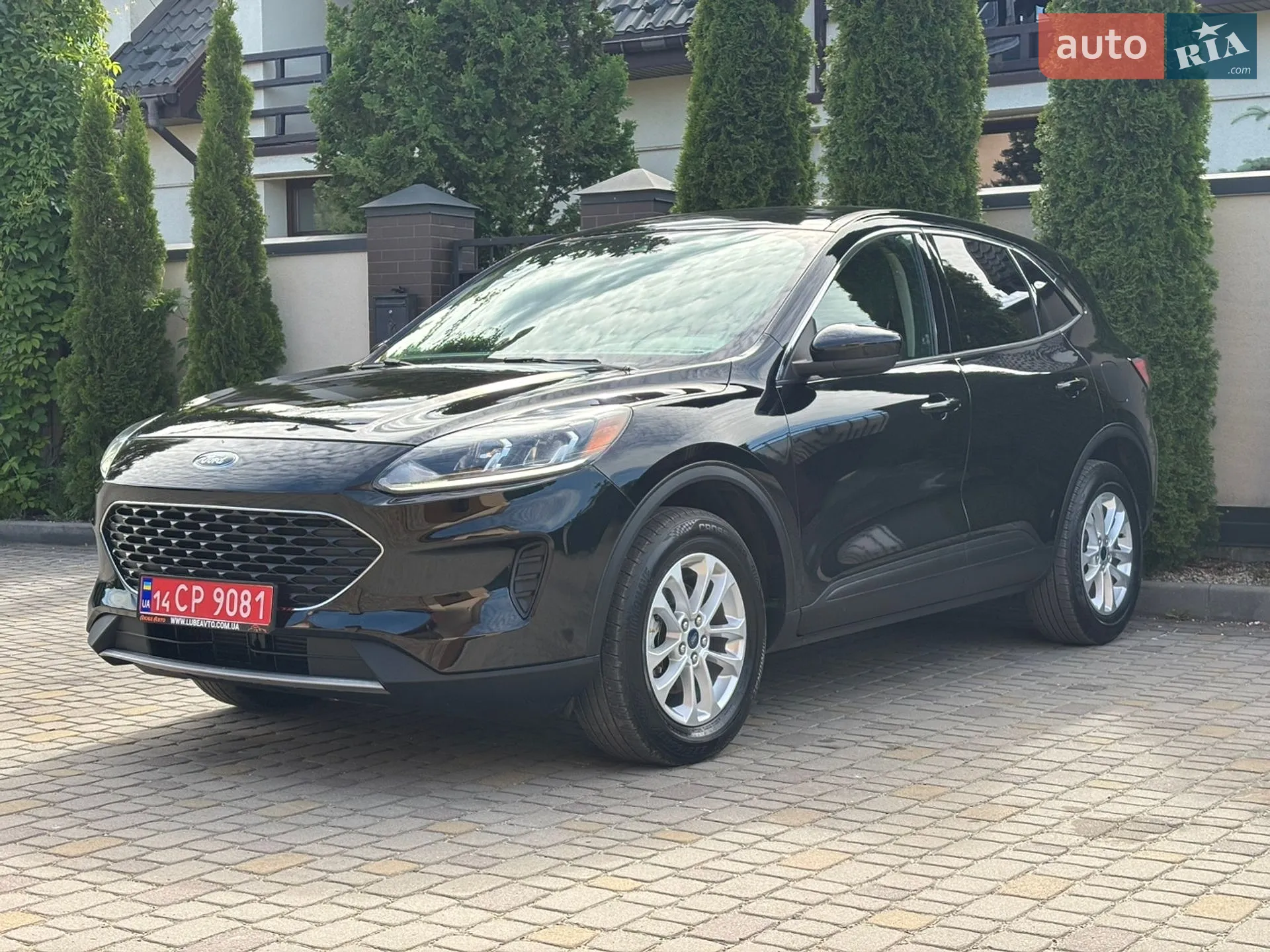 2020 Ford Escape - фото 1