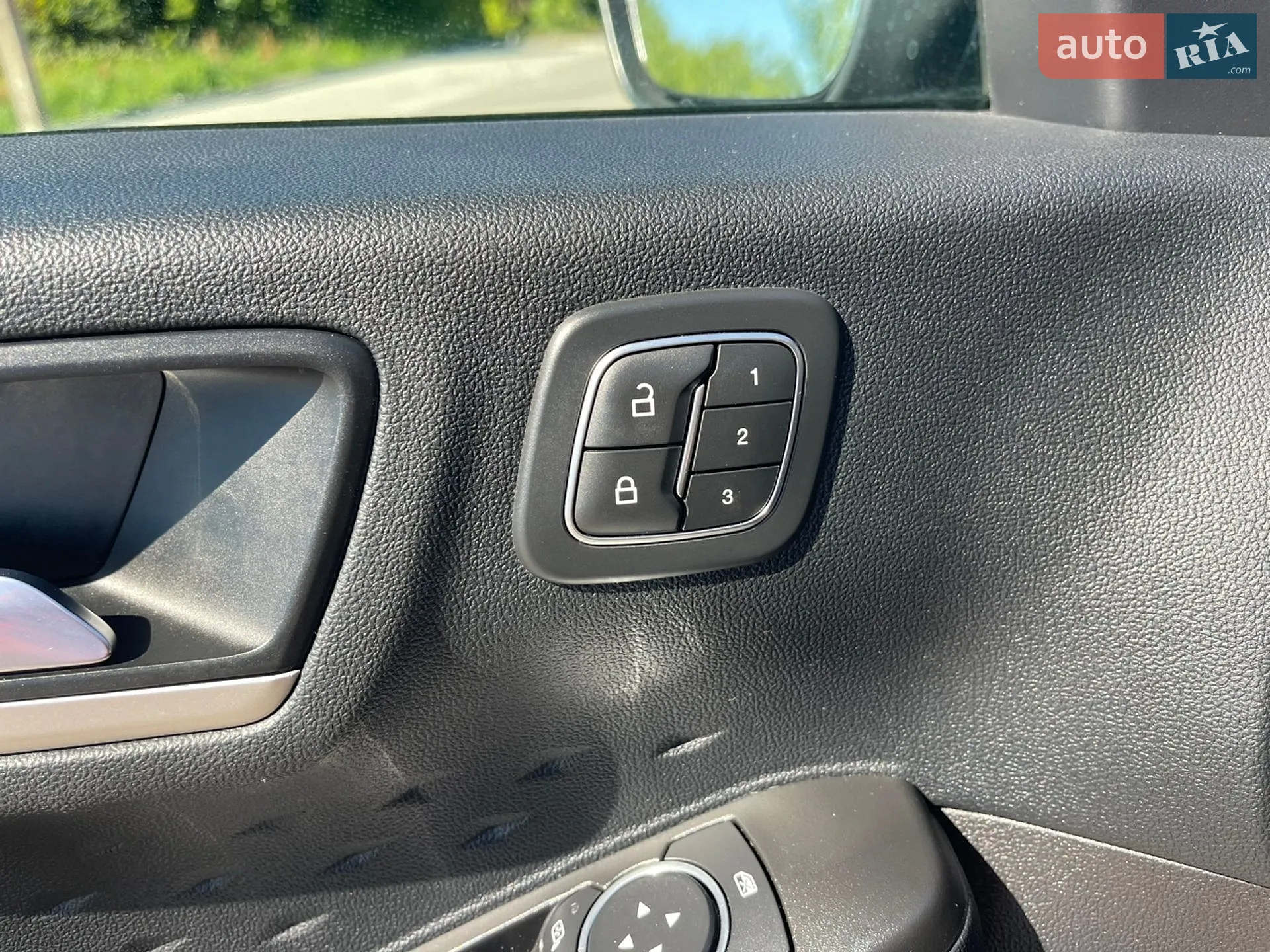 2019 Ford Escape - мініатюра 16