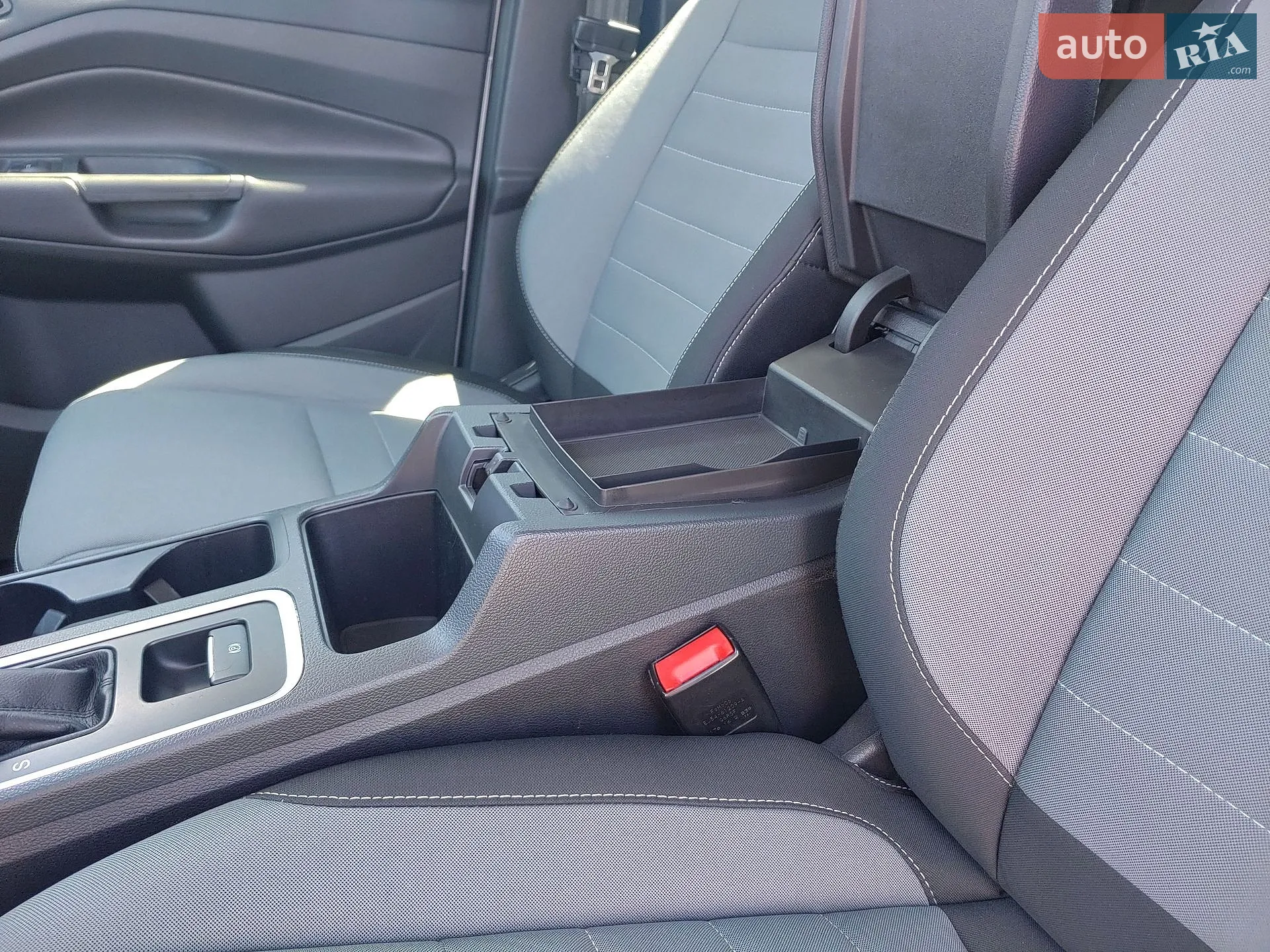 2016 Ford Escape - мініатюра 33