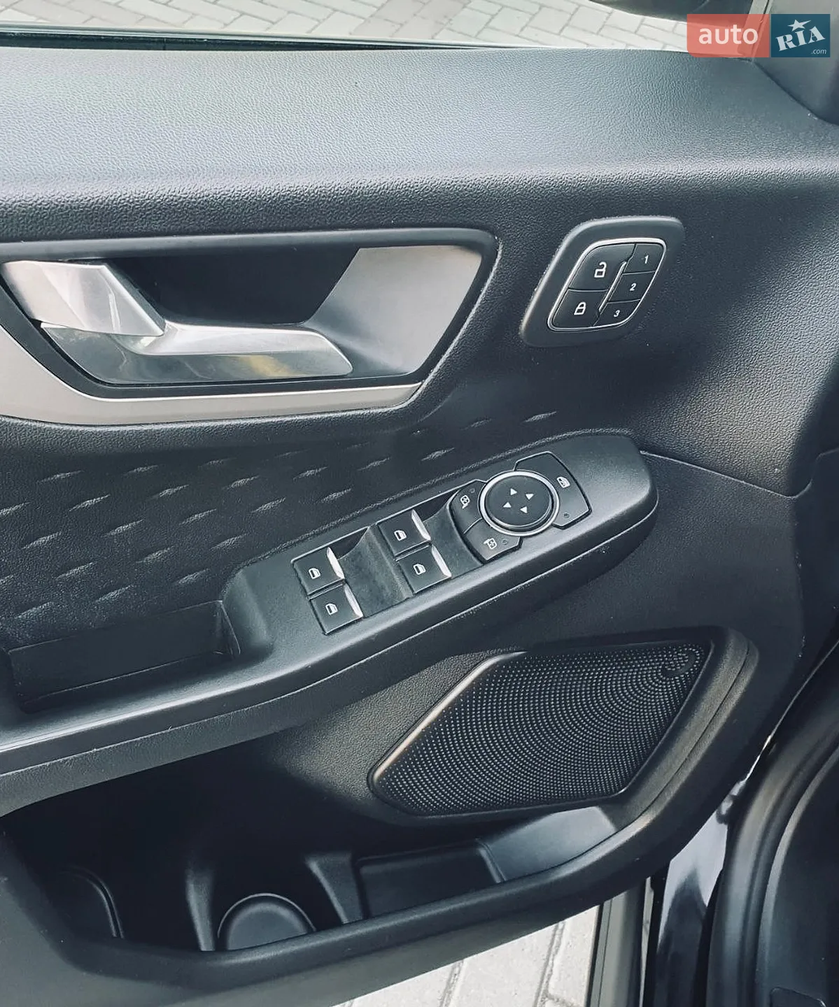 2020 Ford Escape - мініатюра 25