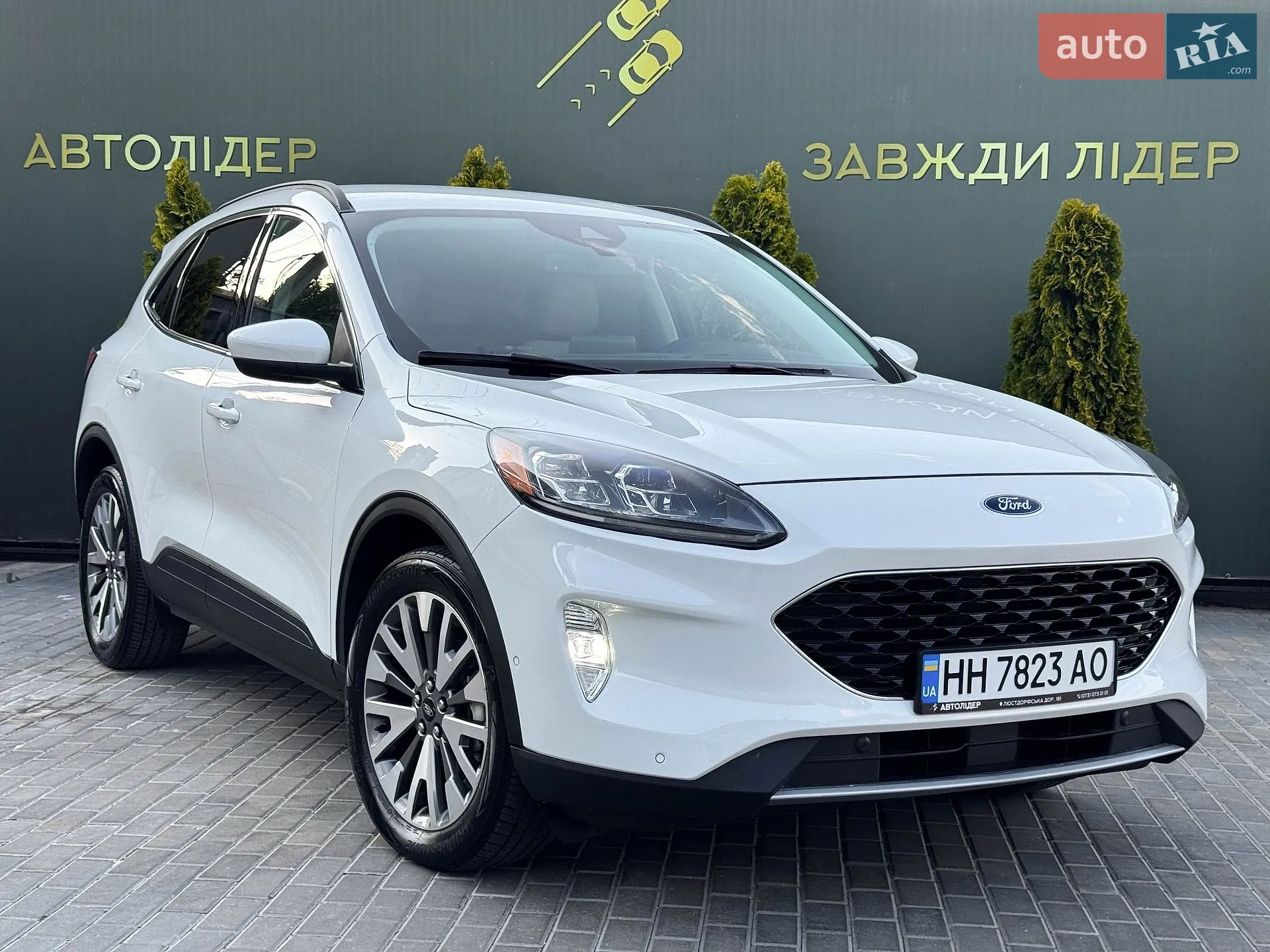 2021 Ford Escape - фото 1