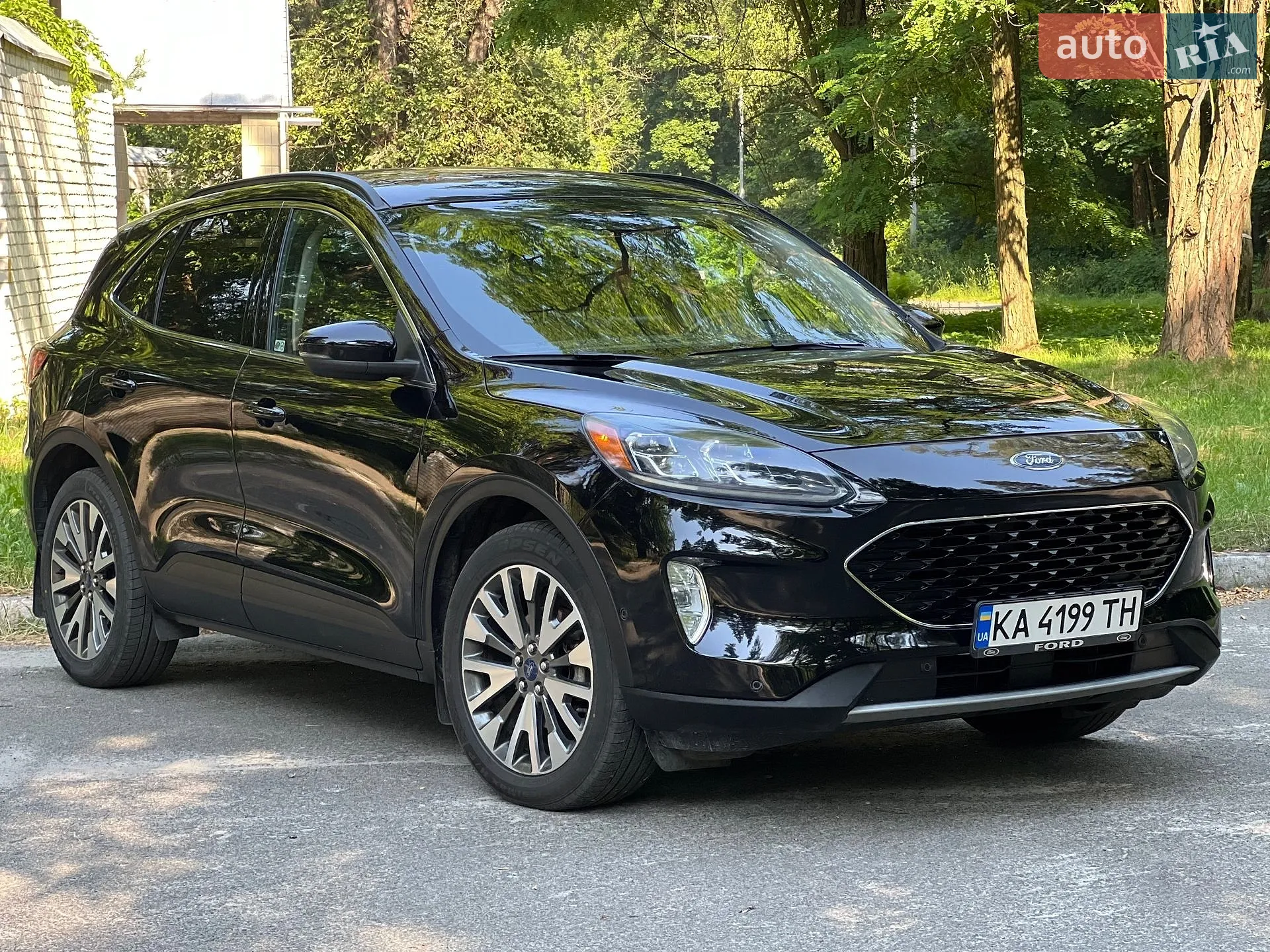 2020 Ford Escape - фото 1