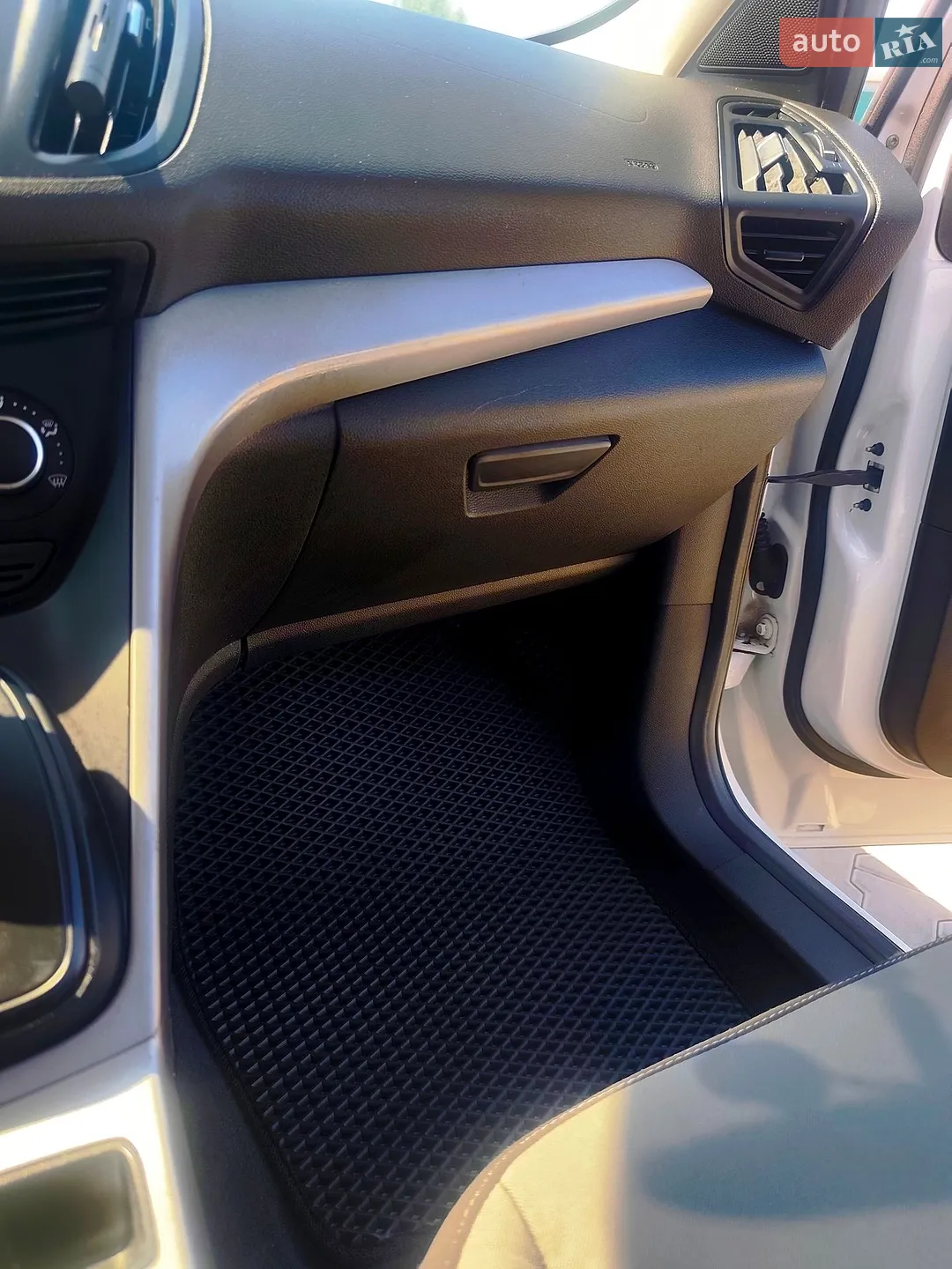 2014 Ford Escape - мініатюра 21