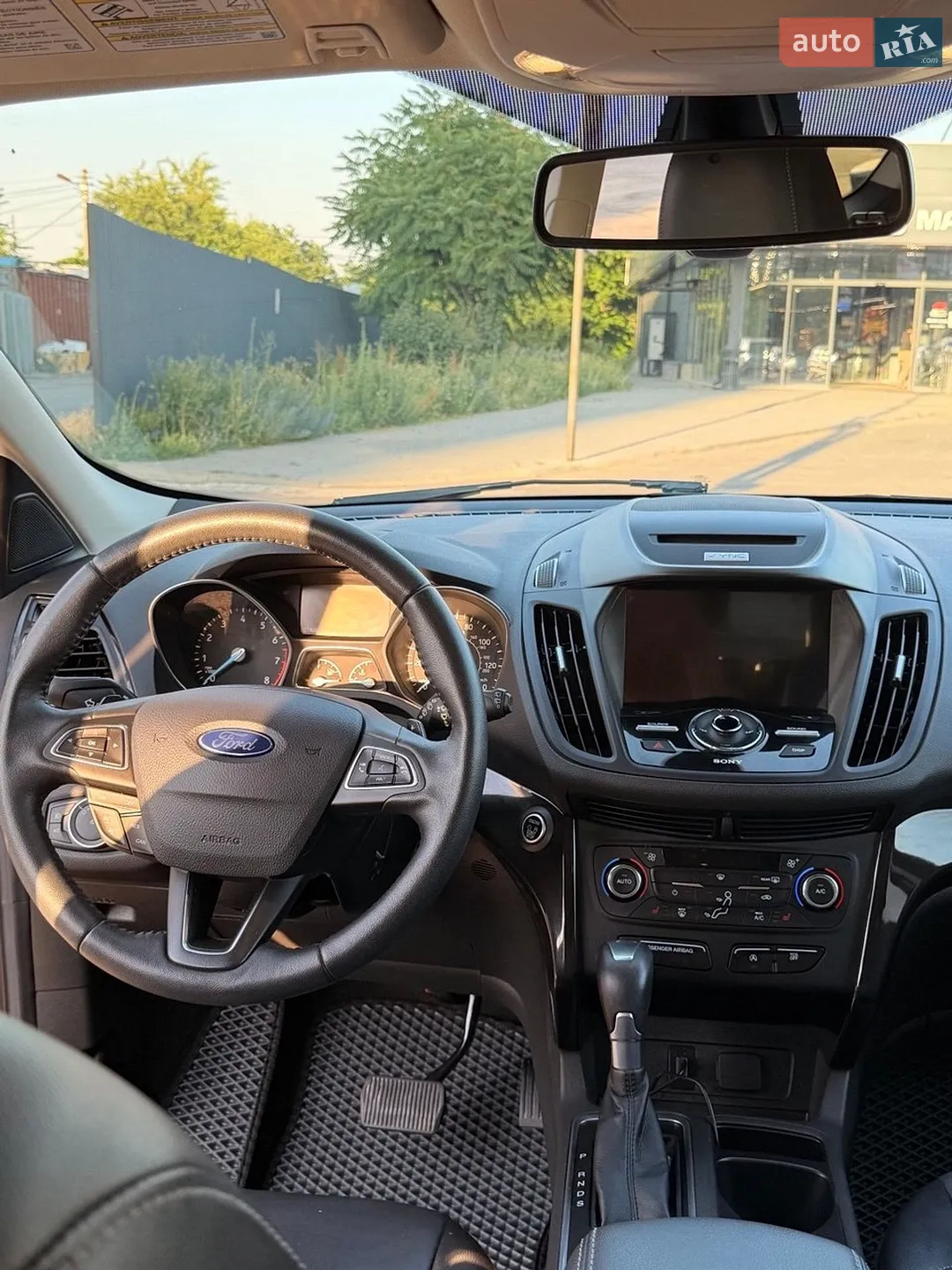 2017 Ford Escape - мініатюра 13