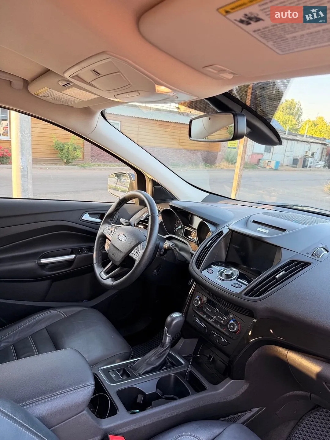 2017 Ford Escape - мініатюра 16