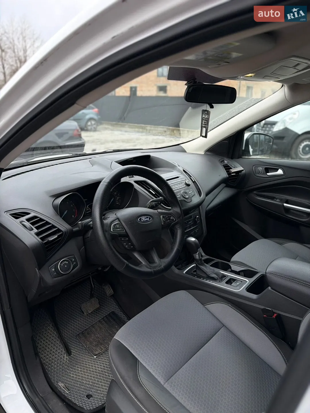 2017 Ford Escape - мініатюра 7