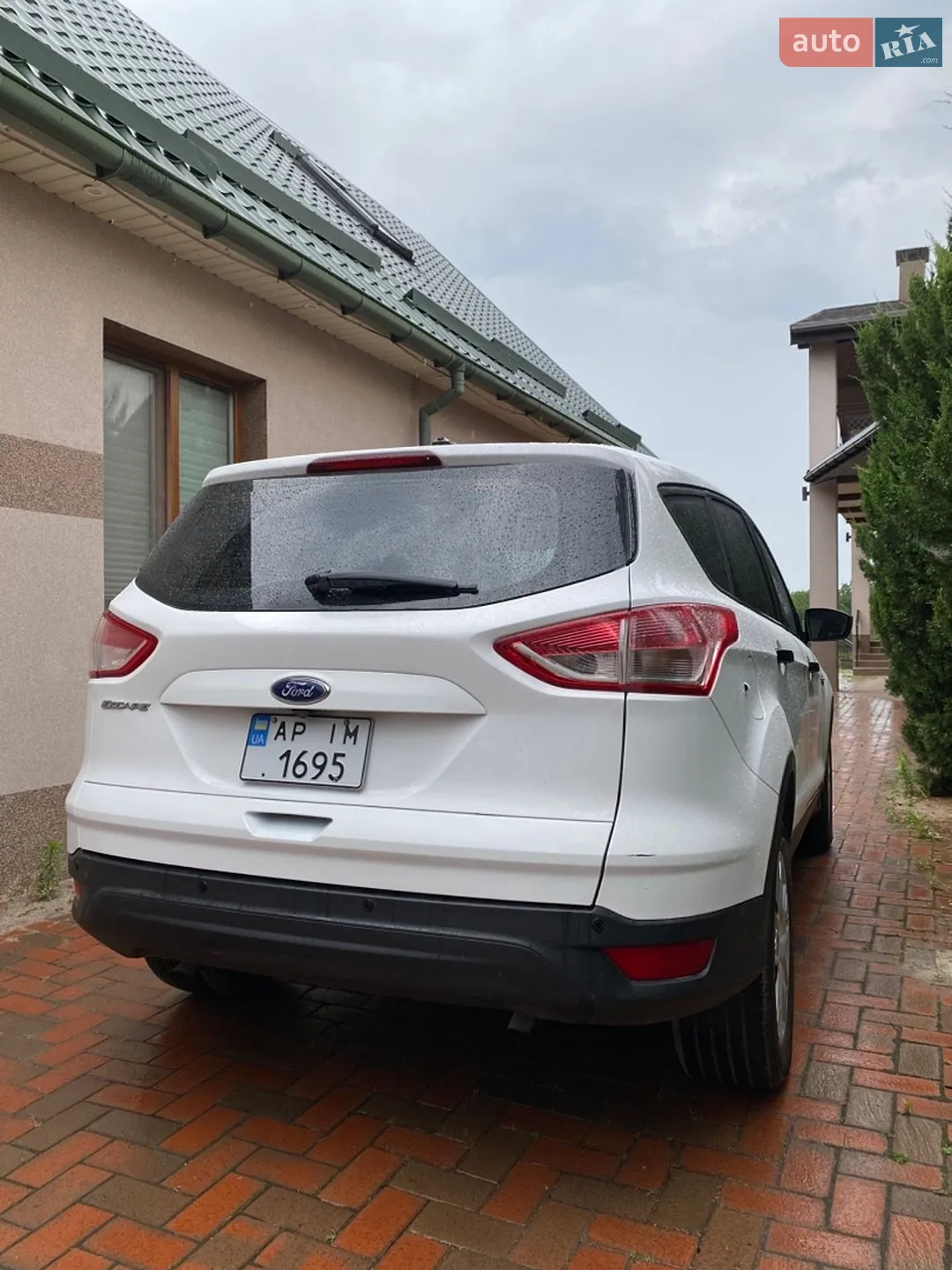Ford Escape 2015 VIN 1FMCU0F78GUB31469 фото оголошення 6 з 36