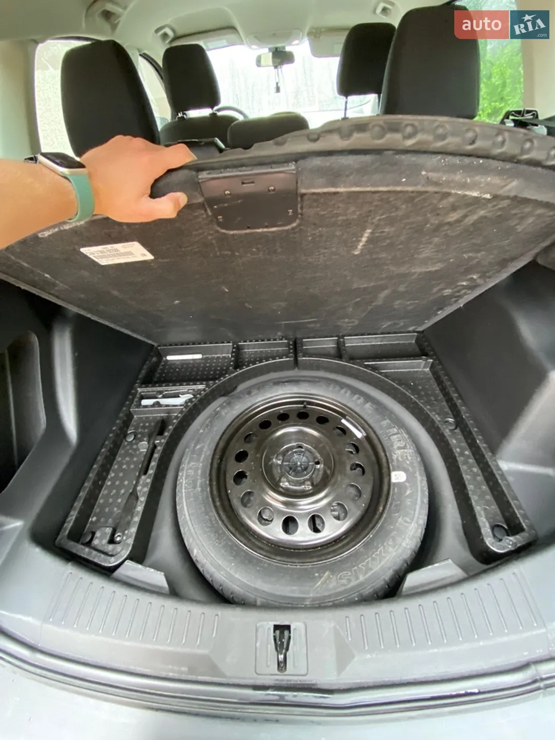 Ford Escape 2015 VIN 1FMCU0F78GUB31469 фото оголошення 13 з 36