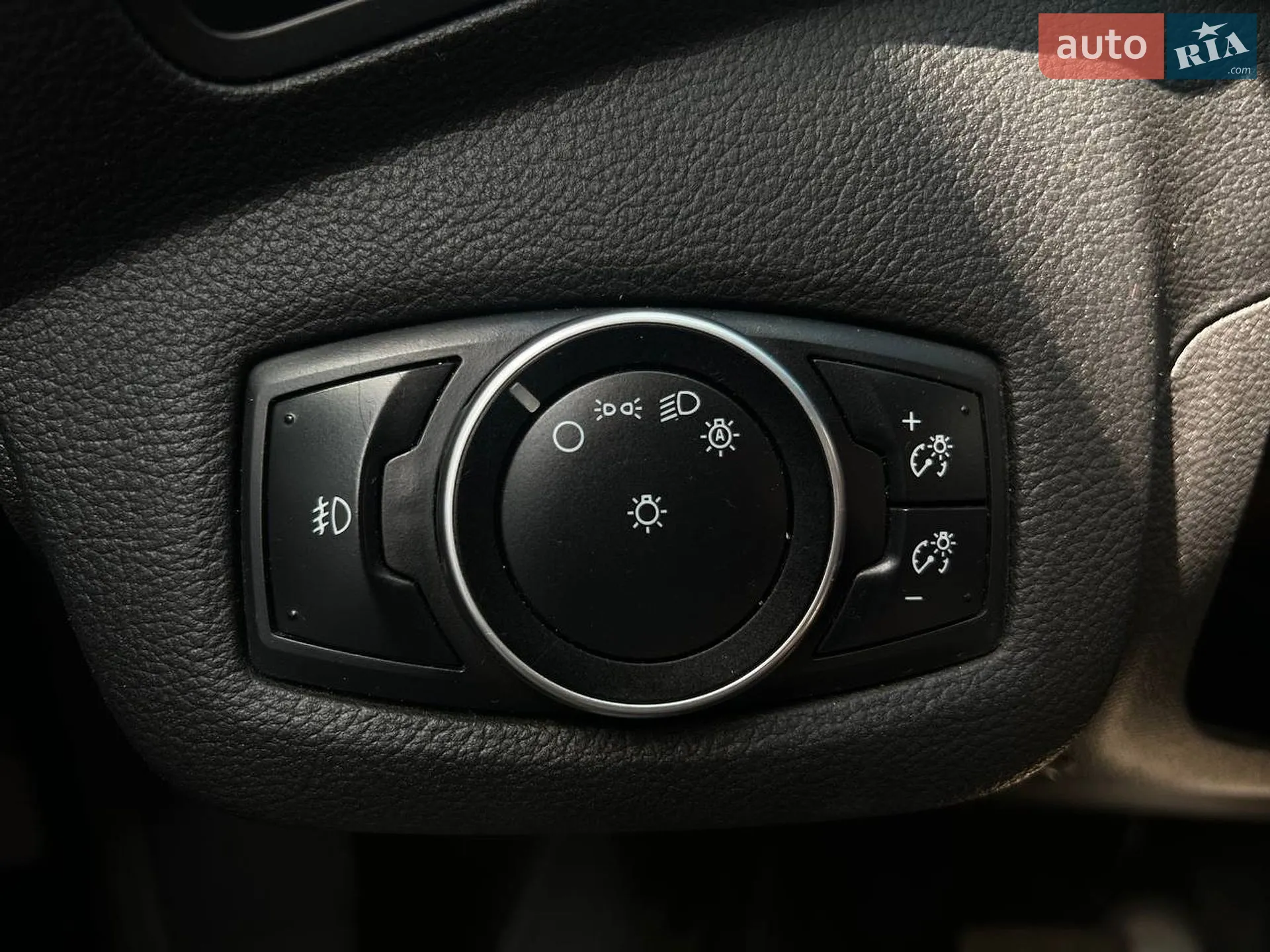 2016 Ford Escape - мініатюра 17