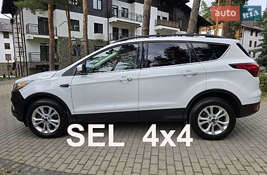 Внедорожник / Кроссовер Ford Escape 2019 в Киеве