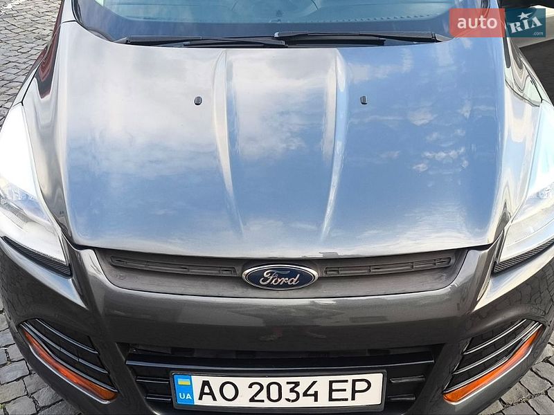 Позашляховик / Кросовер Ford Escape 2015 в Мукачевому