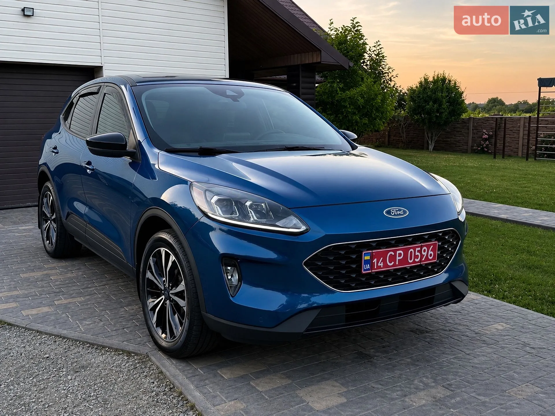 2022 Ford Escape - фото 1