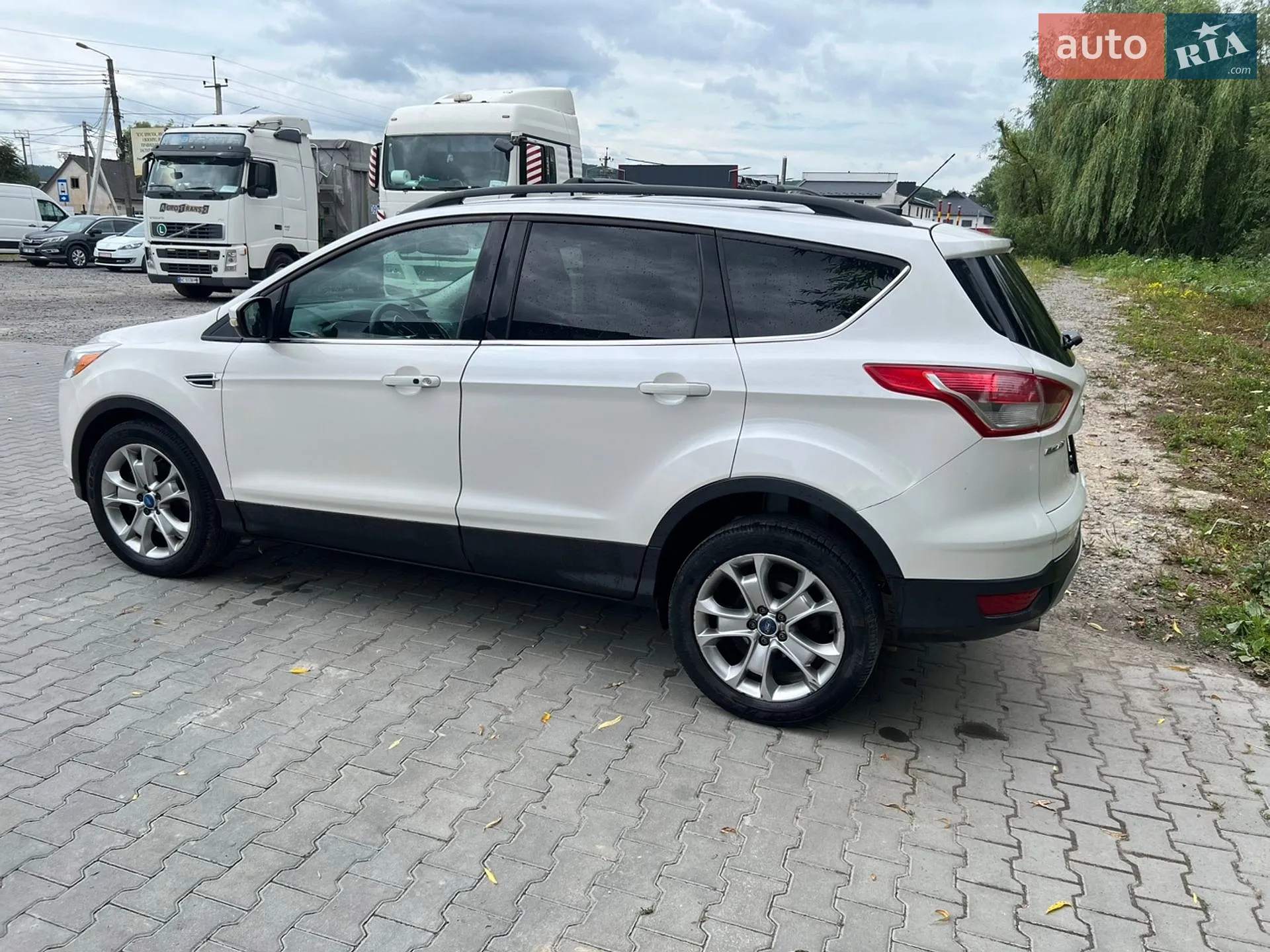 2012 Ford Escape - мініатюра 3
