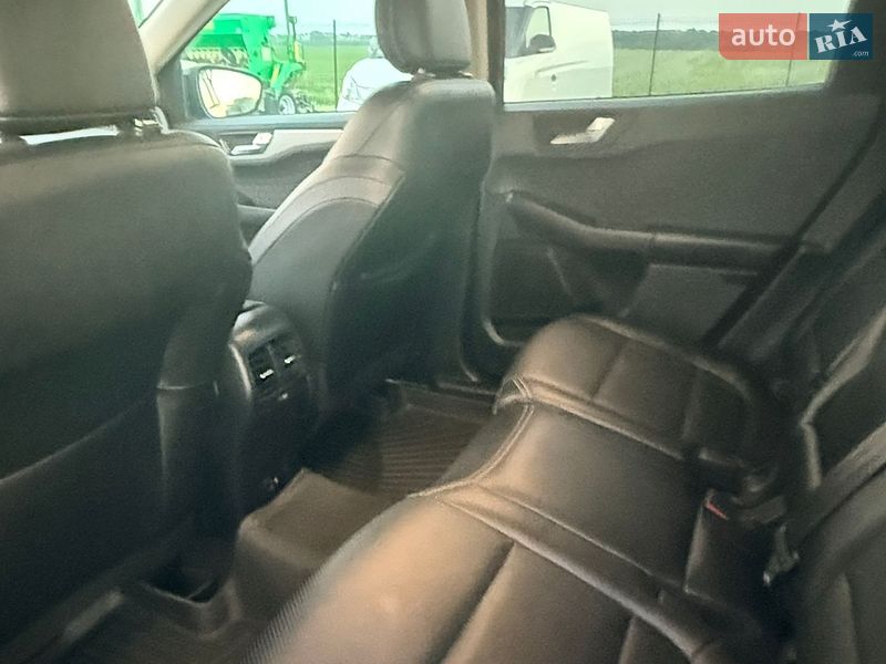 Внедорожник / Кроссовер Ford Escape 2020 в Тернополе