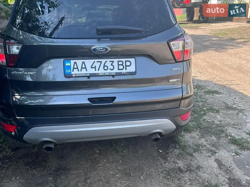 Ford Escape